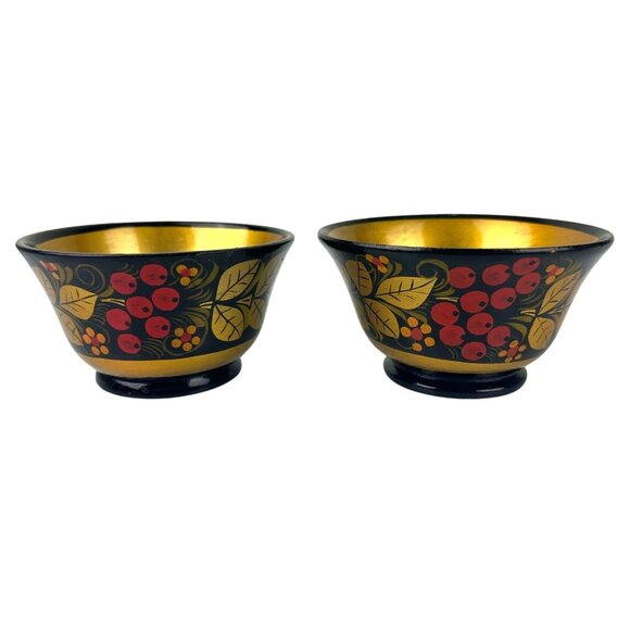 Vintage USSR Russian Wooden Lacquered Small Bowls Set of 2 Red Berries Gold Blck - Picture 1 of 16